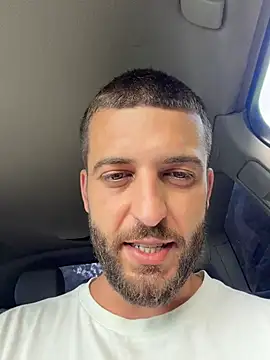 Chatroom XXX en direct de Pablo_Hornyguy95