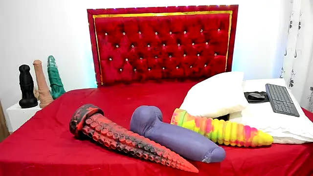 XXX chat uživo modela charlloteevans_X