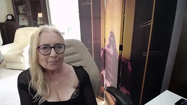 sofia_xkiss: онлайн-секс-чат