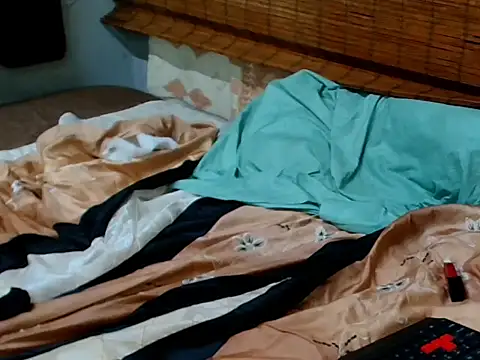 دردشة CocoGerman الجنسية المباشرة