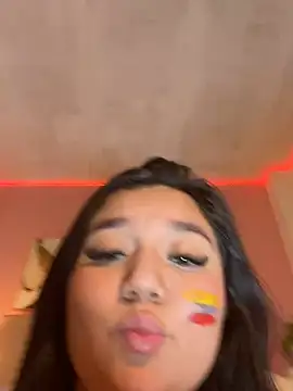 Онлайн чат XXX luna_bradley_