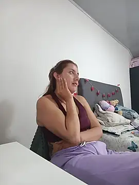 LuisaLean Chat XXX in diretta