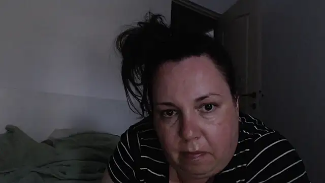 WendyRhoades Adlı Modelin Canlı XXX Sohbeti