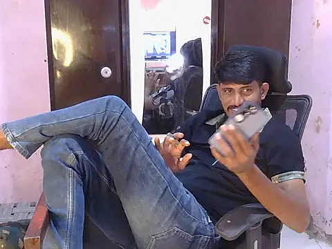HotXKrish's Live XXX Chat