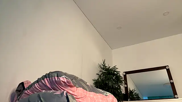Victoria_Jess Live XXX-chat