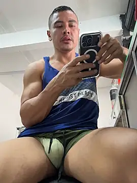 Онлайн чат XXX Paul22cm-