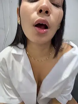 צ'אט XXX בשידור חי של Kinky_DoctorX