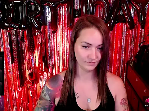 Czat XXX na żywo – _MissJaneWarren_