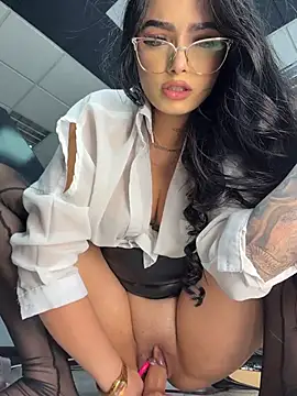 BustyAngelXXXのライブXXXチャット