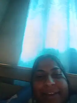Chat XXX en directo de Giselabrunette25