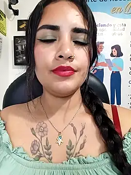 MAYE__13 – webcam-show
