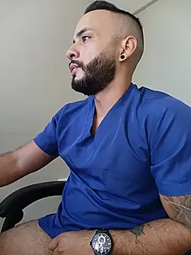 Mike_savage3 Adlı Modelin Canlı XXX Sohbeti