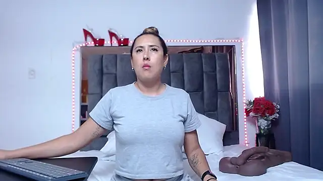 Онлайн чат XXX Salmma_Milf