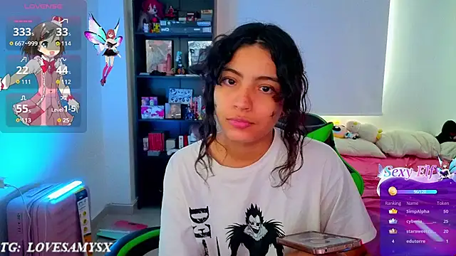Chat XXX en directo de Lovelyamyy