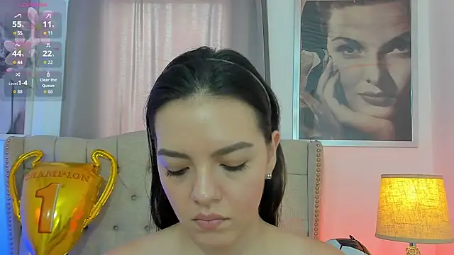 Онлайн чат XXX Beautyari_