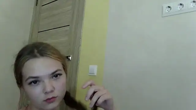 Chat +18 de AvrilGillig ao vivo