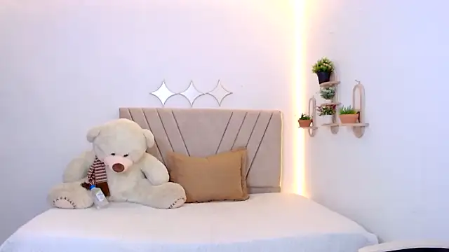 Онлайн чат XXX zara_cute