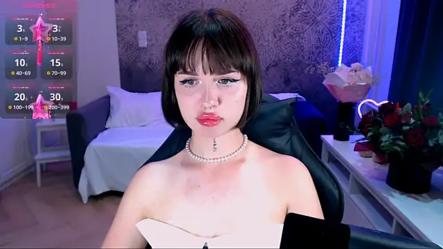 Chat +18 de NonaWhyNot ao vivo
