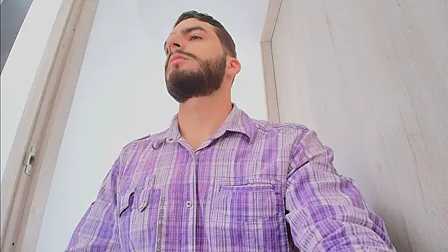 Chat XXX Live thomas_gun