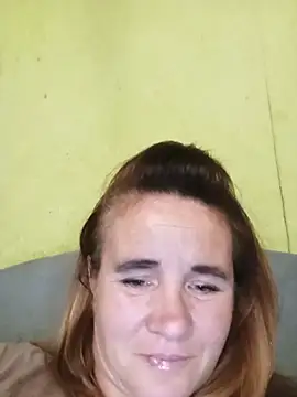 XXX chat uživo modela SannyMILF
