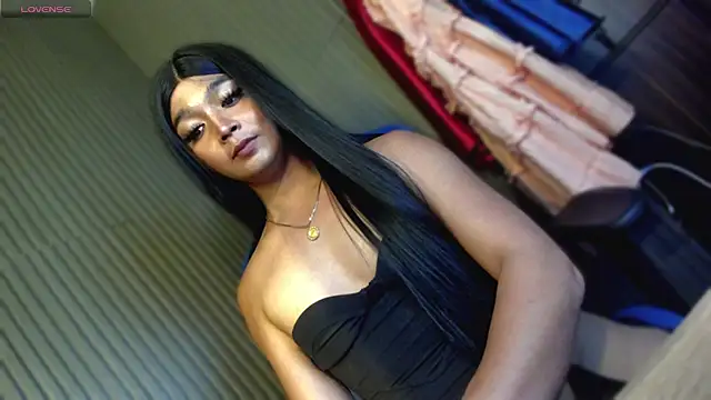 TrinityFucksYou Live XXX Chat