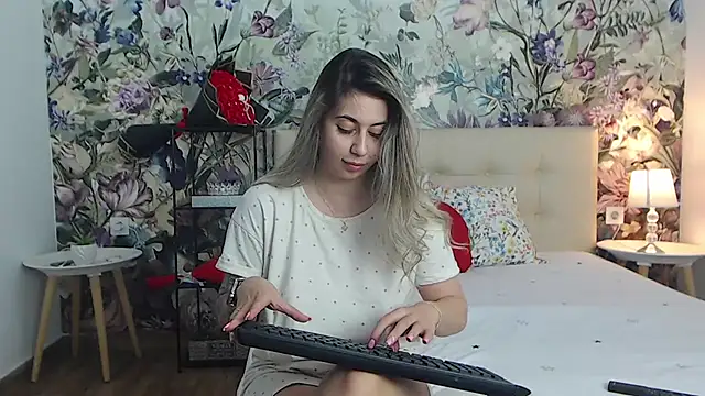 RoseDiamond06n Live XXX chat