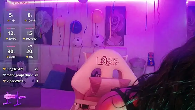 Chatroom XXX en direct de SamathaMay