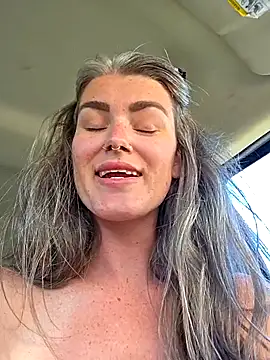 Lilmissvyx webkamerás műsora