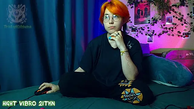 Živý XXX chat TrickyKitsune