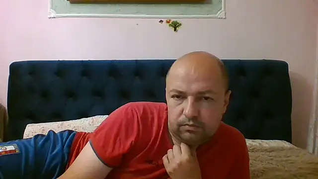 Онлайн чат XXX Luceriusbigass