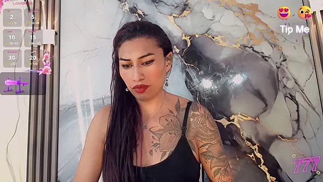 khiara_moretti XXX чат на живо