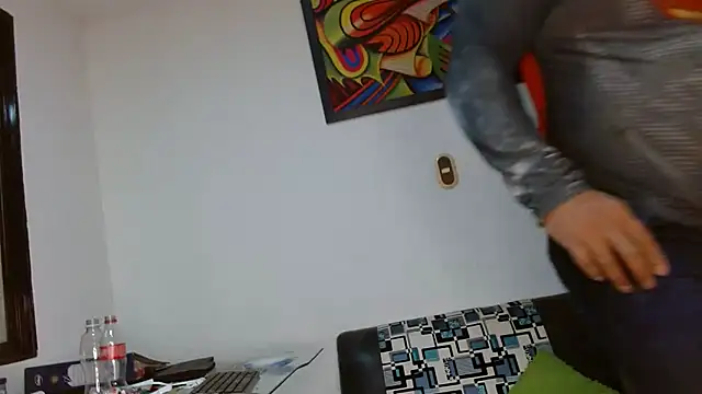 XXX chat uživo modela hardrock982