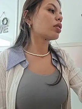 _Isabella-7 live XXX chat