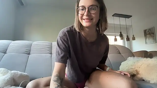 צ'אט XXX בשידור חי של NikaCyberslut