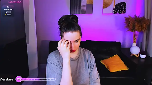 Chat +18 de Lily_xBabe ao vivo