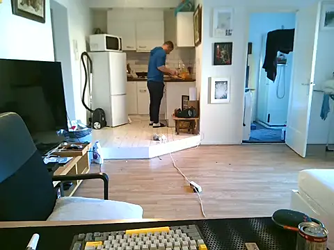 Онлайн чат XXX mihaimichael