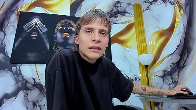 Chat +18 de mono_blonde ao vivo