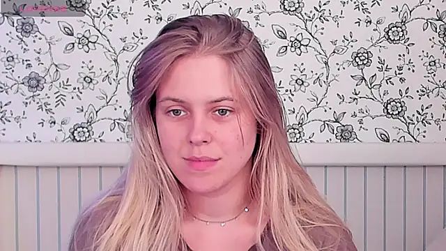 AngelAnty élő XXX-chatje