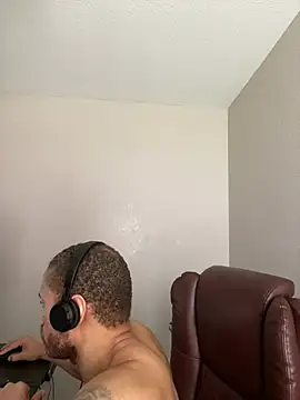 Chat +18 de Fathero1time ao vivo