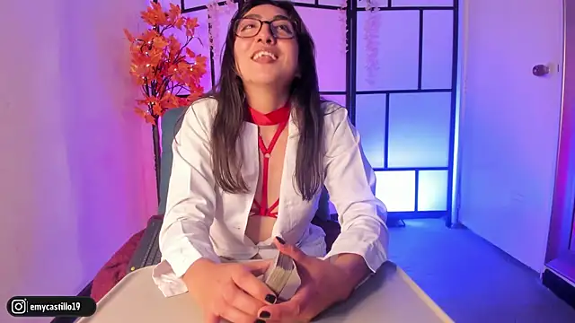 Онлайн чат XXX eimy_castillo