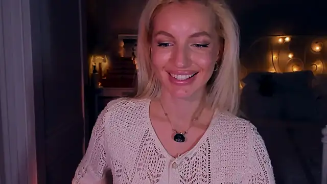 aestetick Live XXX Chat