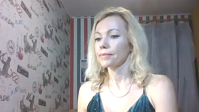 Amoretta live XXX chat