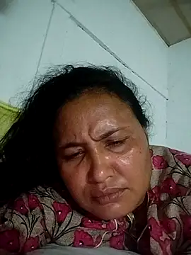 Rashi_bhabi live XXX chat