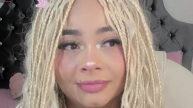 Chat XXX Live conny__curly
