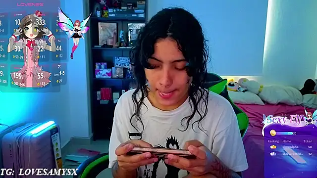 Chat +18 de Lovelyamyy ao vivo