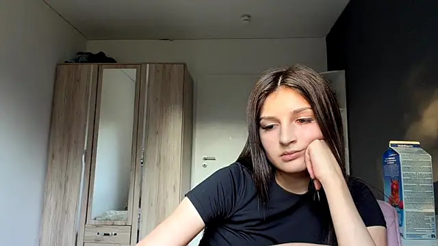 XXX chat uživo modela SpanishRooter