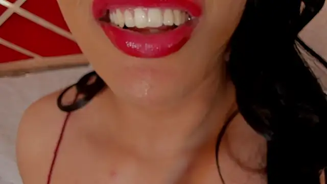 sweet_Elizabeth Adlı Modelin Canlı XXX Sohbeti