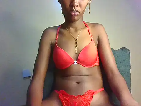 Holy_Babe live XXX chat