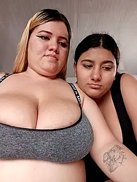 Czat XXX na żywo – Sara_y_Amy