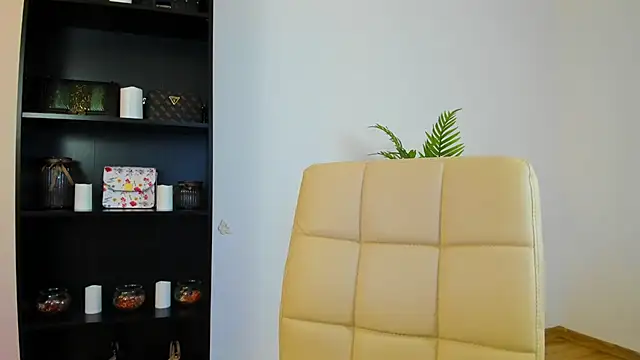 Chat XXX en directo de khloe_starrr